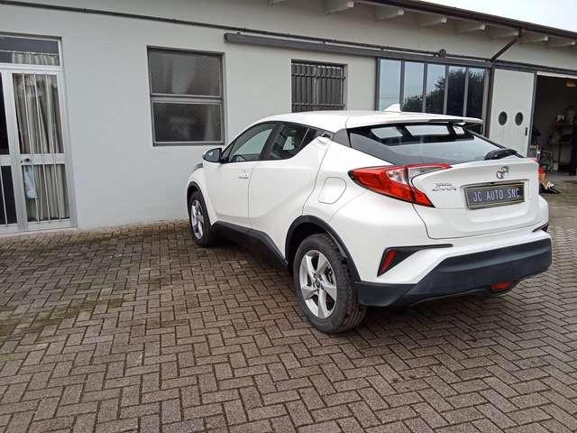 Toyota C-HR C-HR 1.2t Active 2wd