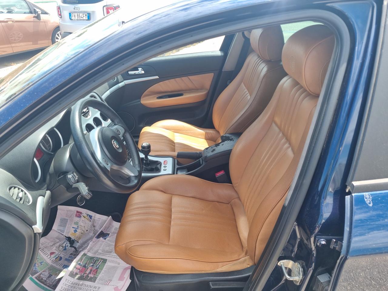 Alfa Romeo 159 1.9 JTDm 16V Sportwagon Exclusive