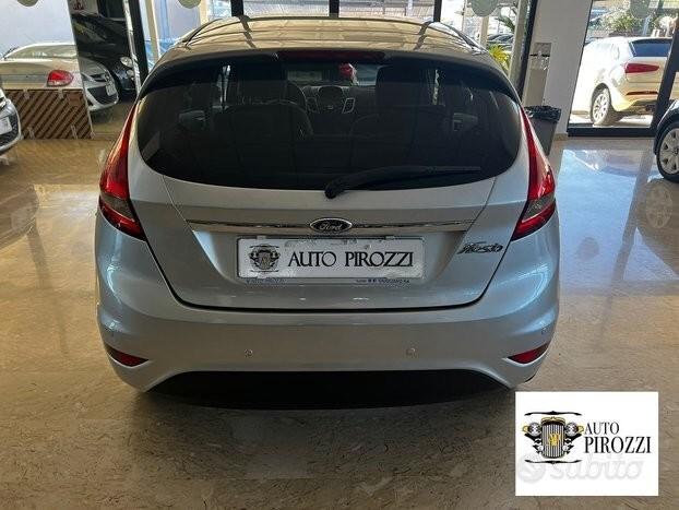 FORD FIESTA 1.4 Tdi TITANIUM del 2013 140000KM
