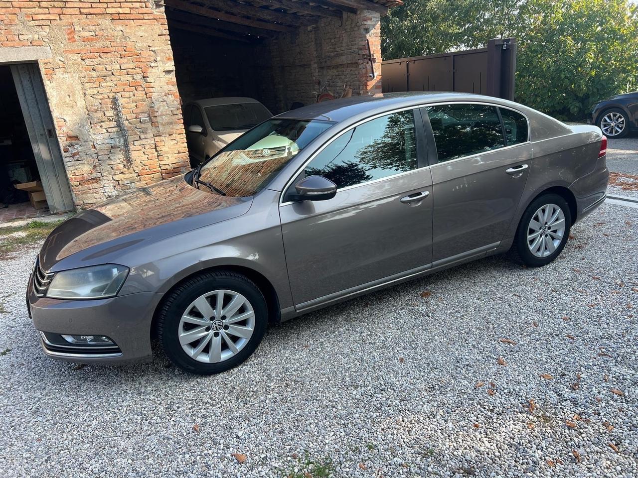 Volkswagen Passat 1.6 TDI Comfortline BlueM. Tech.