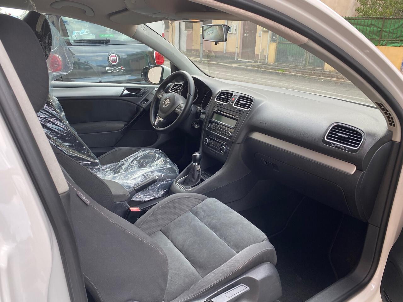 Volkswagen Golf 1.6 TDI DPF 3p. Highline