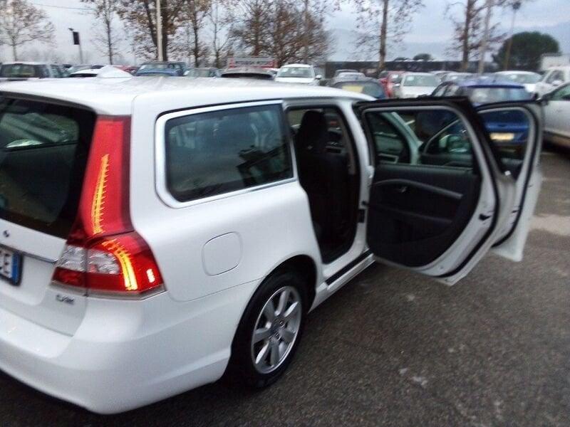 Volvo V70 V70 D2 Business