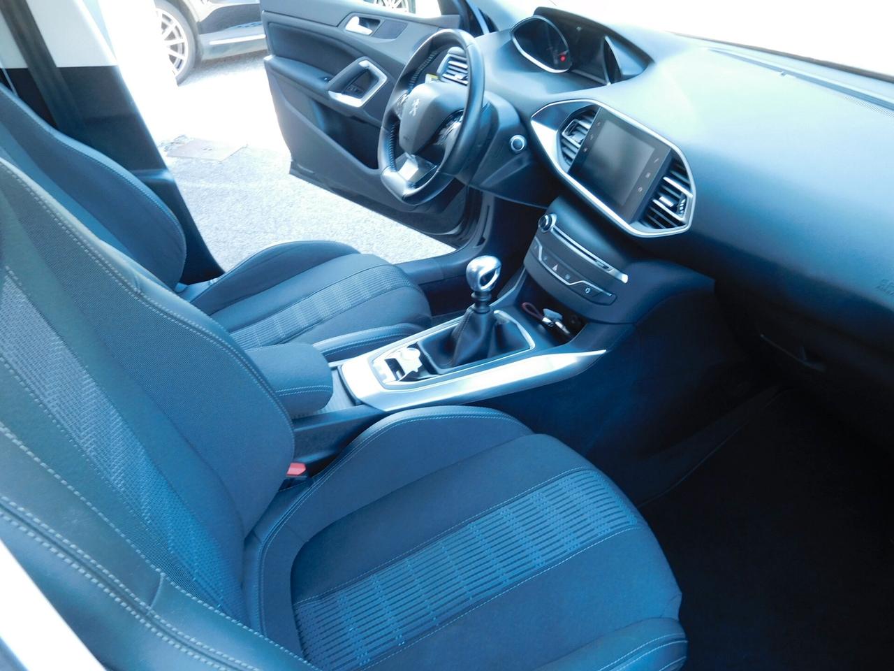 Peugeot 308 BlueHDi 130 S&S SW Allure