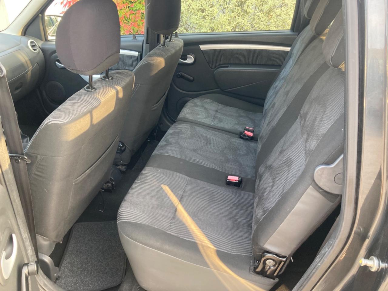 DACIA LOGAN 7 POSTI (KM 98.409)