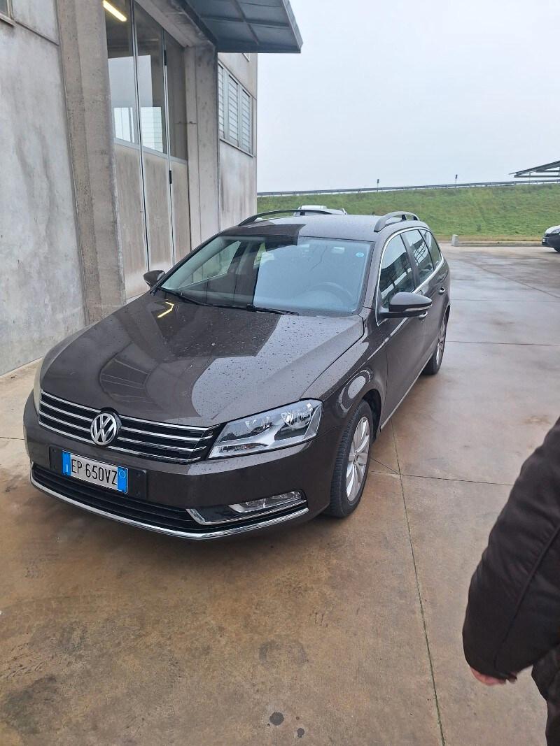 VOLKSWAGEN Passat 7ª serie Passat Var. Bs. 2.0...