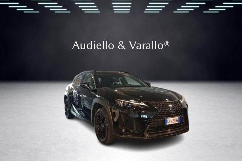 Lexus UX Hybrid 4WD Midnight