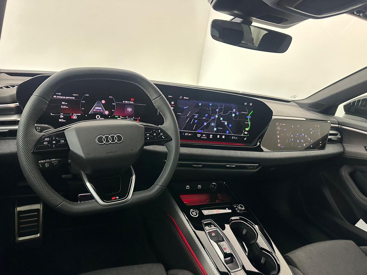 AUDI A5 AVANT 2.0 MHEV 2X S-LINE KM0 (IVA ESPOSTA)