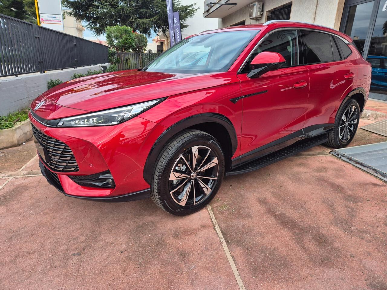 Mg Nuova HS 1.5 Luxury 170CV MT