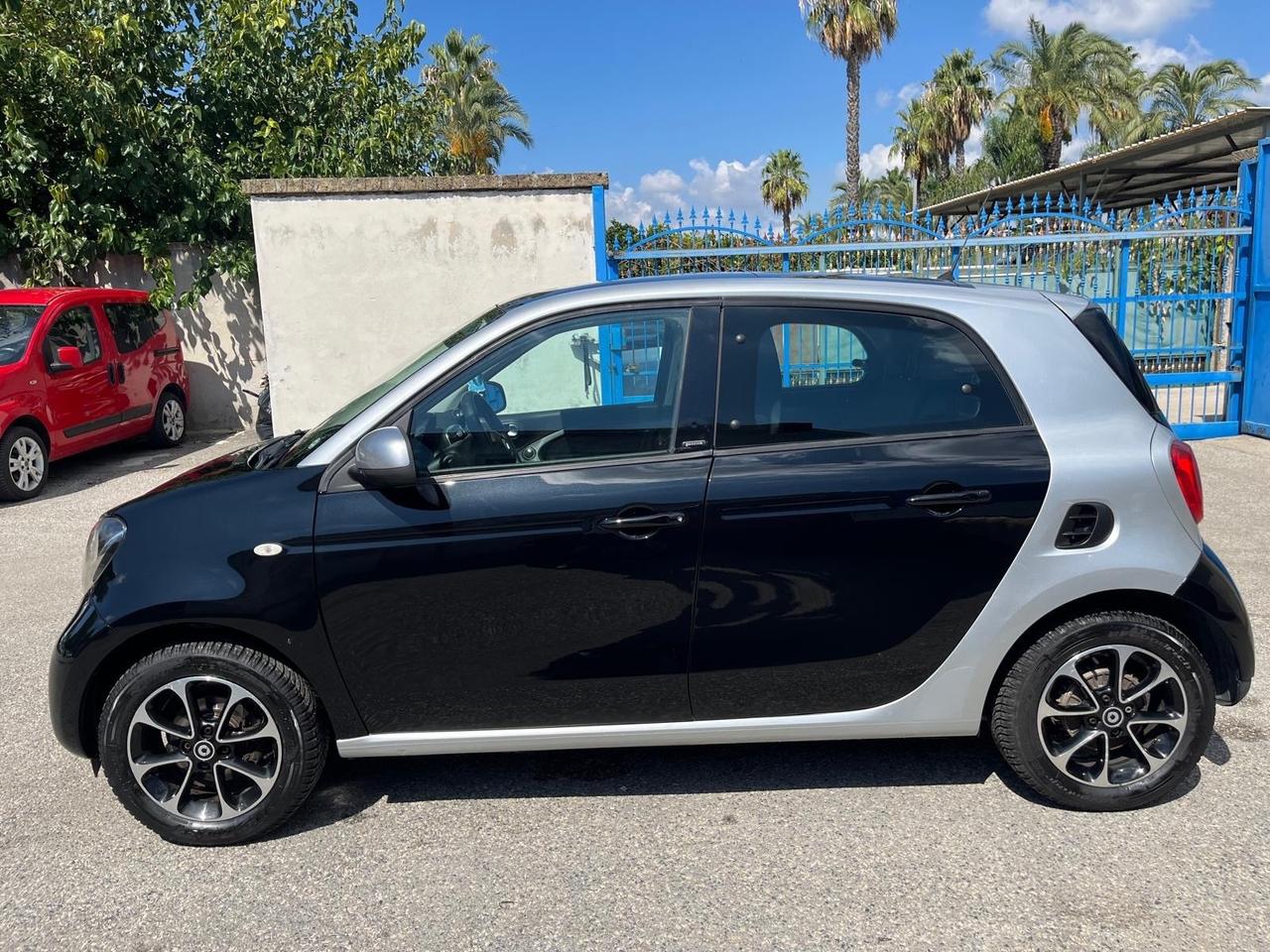 Smart forfour passion-1.0-71 cv -full -2016