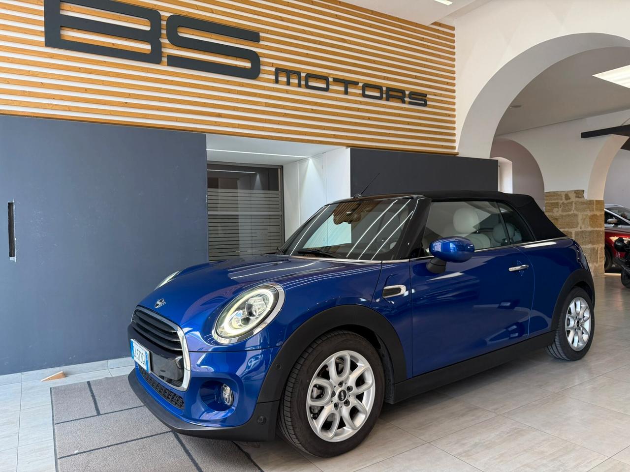 Mini 1.5 Cooper Hype Cabrio automatica