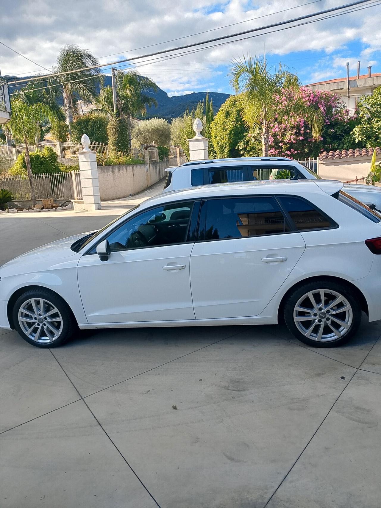 Audi A3 SPB 1.6 TDI 116 CV S tronic Sport