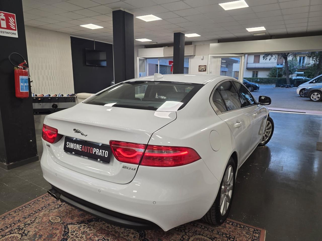Jaguar XE 2.0 D Turbo 180CV Portfolio
