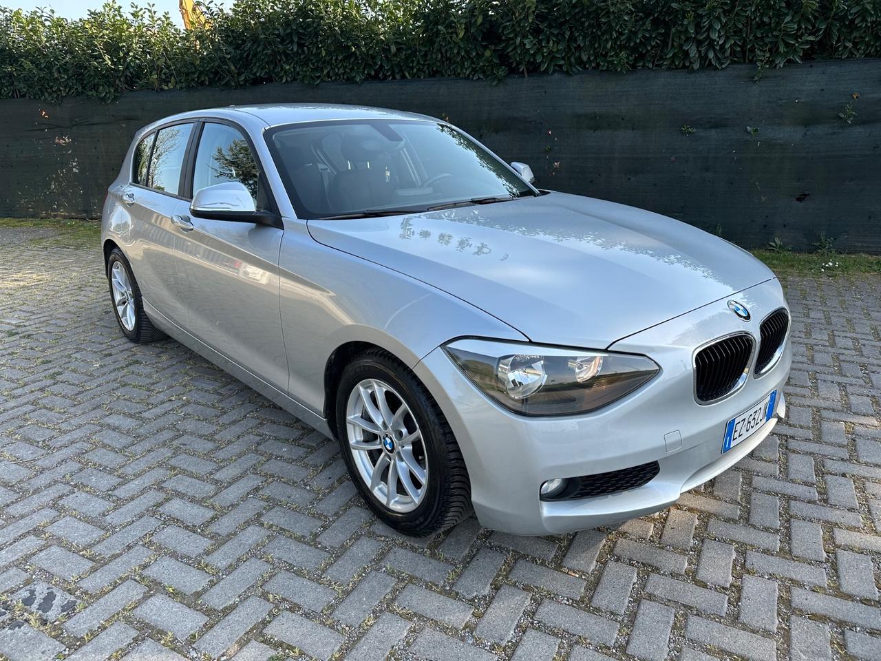 Bmw 116 116d 5p. Efficient Dynamics Urban