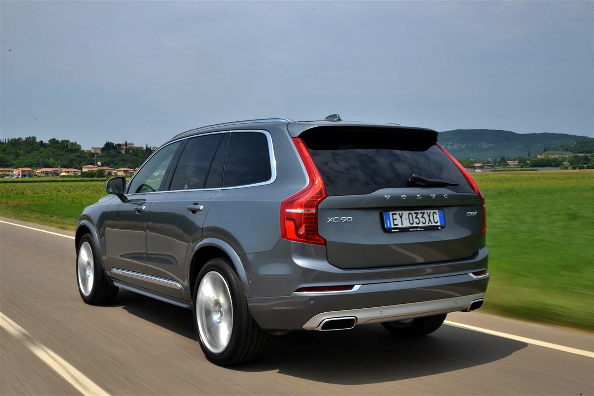 VOLVO XC90 II 2015 - XC90 2.0 t8 phev Ultra Bright awd 7p.ti auto