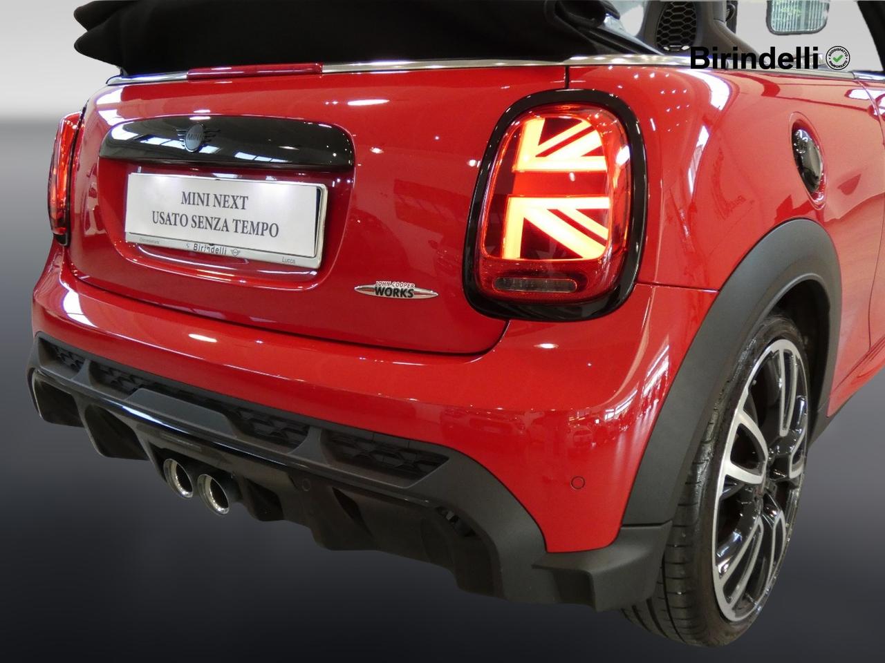 MINI Mini Cabrio (F57) - Mini 2.0 John Cooper Works JCW Cabrio