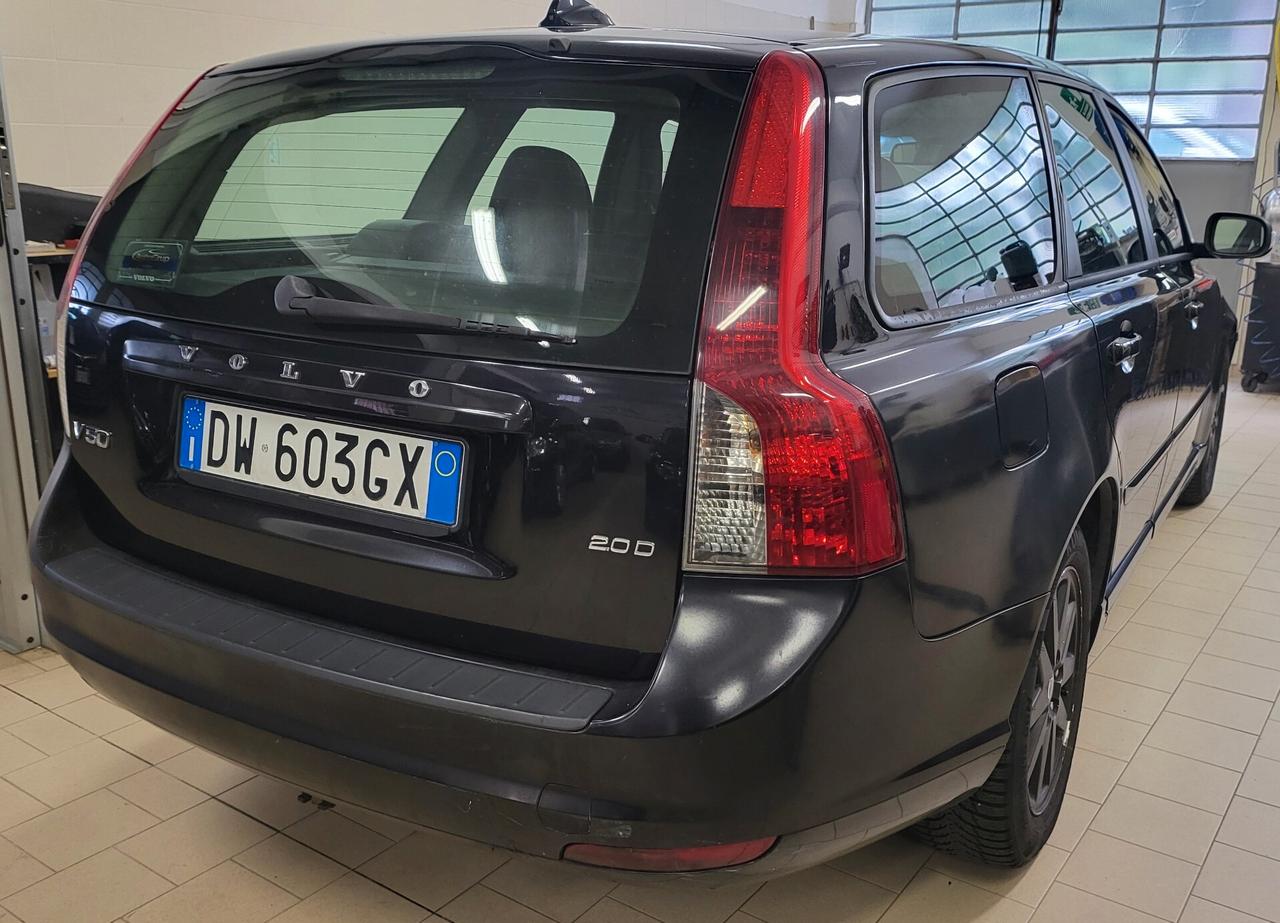 Volvo V50 2.0 D cat Summum