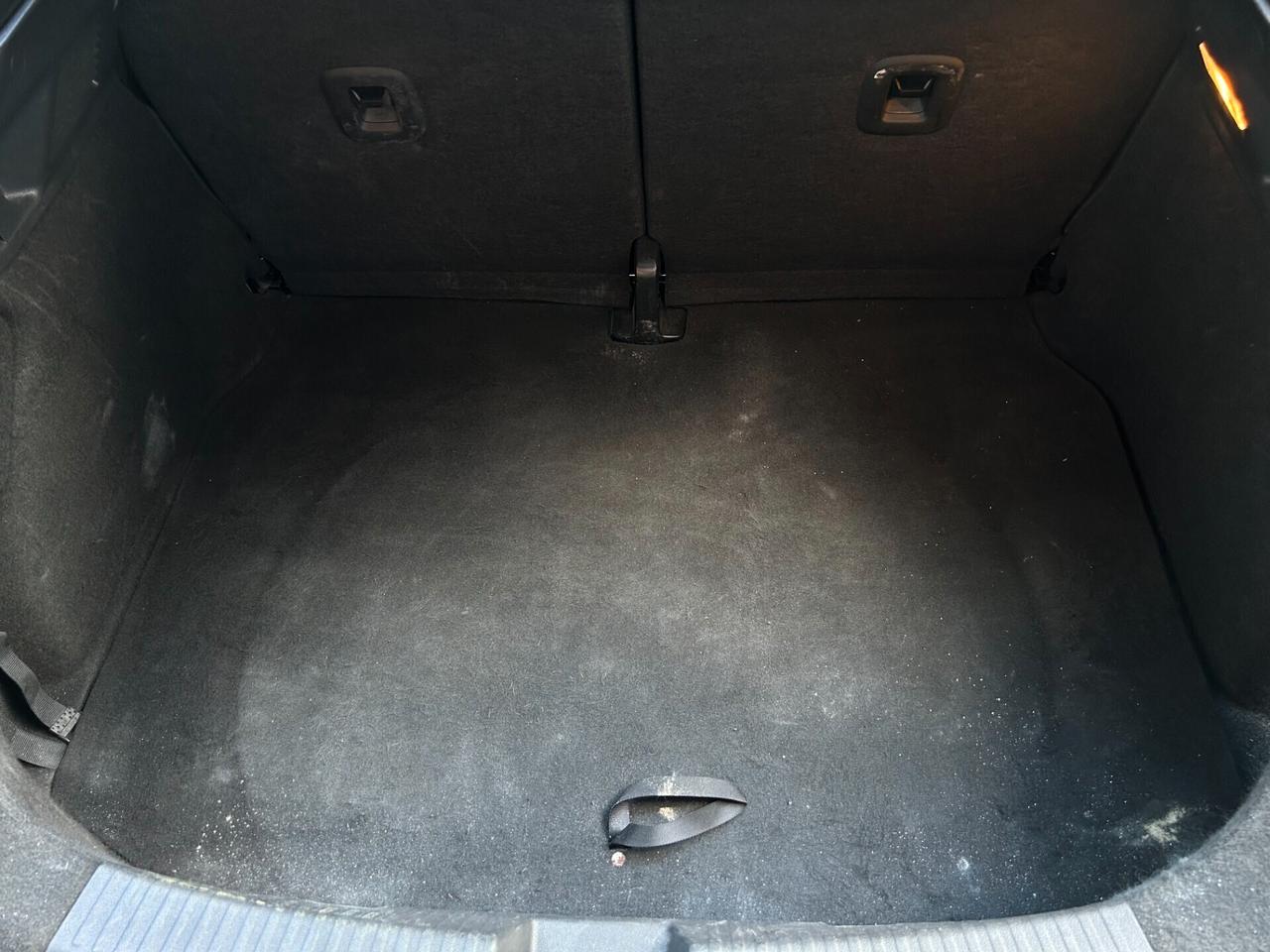 Volkswagen Maggiolino 1.6 TDI Design