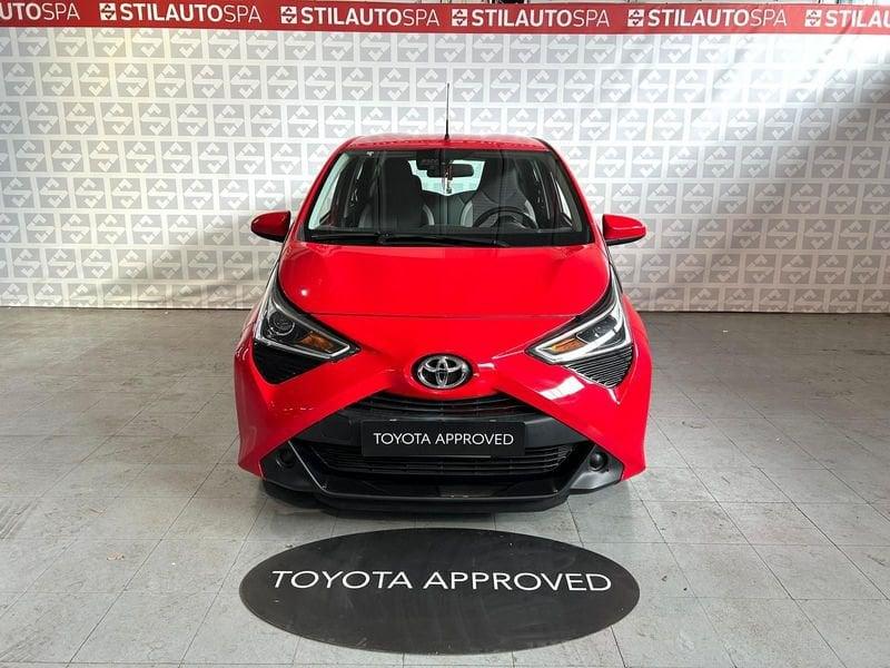 Toyota Aygo Connect 1.0 VVT-i 72 CV 5 porte x-play