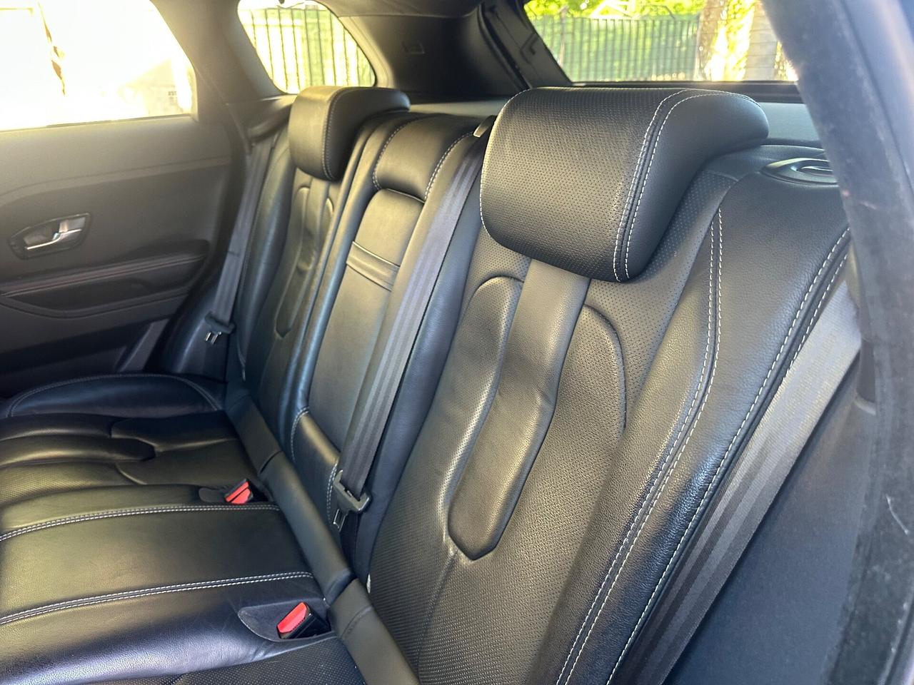 Land Rover Range Evoque 2.2 TD4 5p. Dynamic