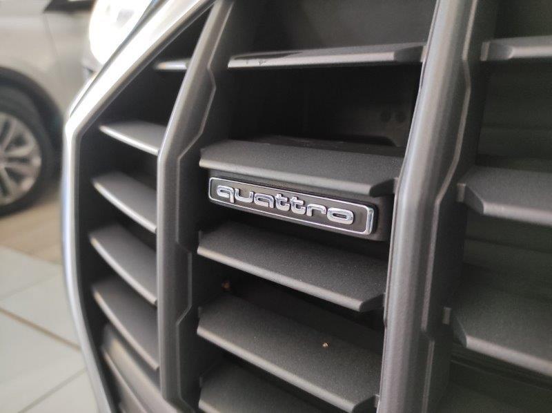 AUDI Q3 2ª serie - Q3 35 TDI quattro S tronic Business