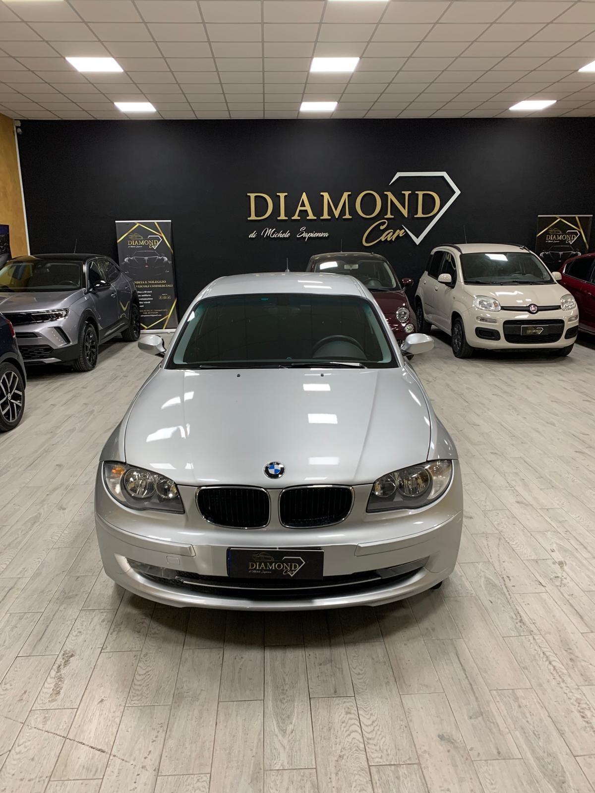 BMW 118d 143 cv “RESTYLING/LED/SENSORI PARK”-2009