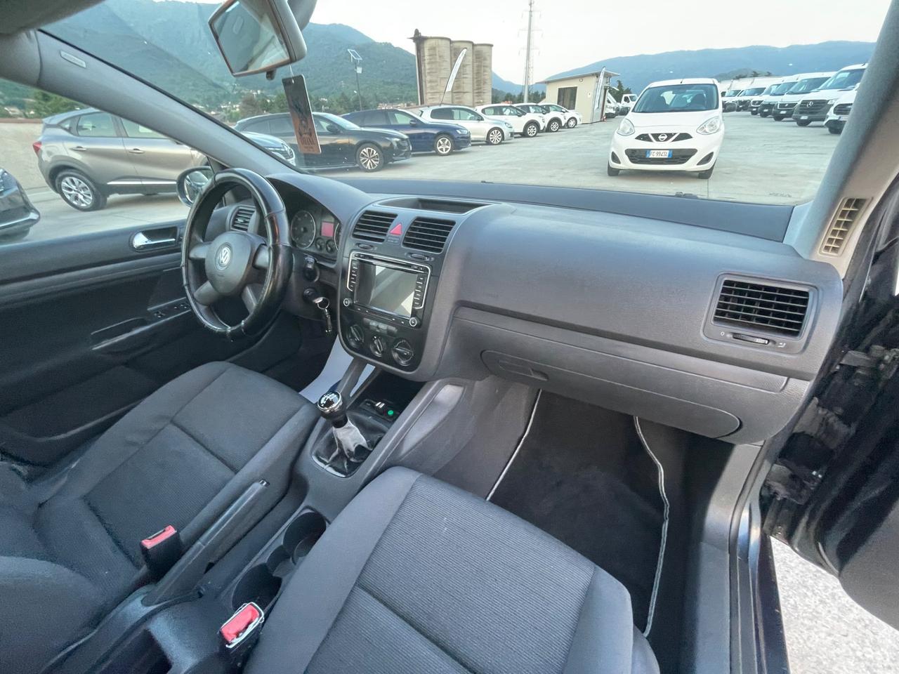 Volkswagen Golf 1.9 TDI 5porte SportLine