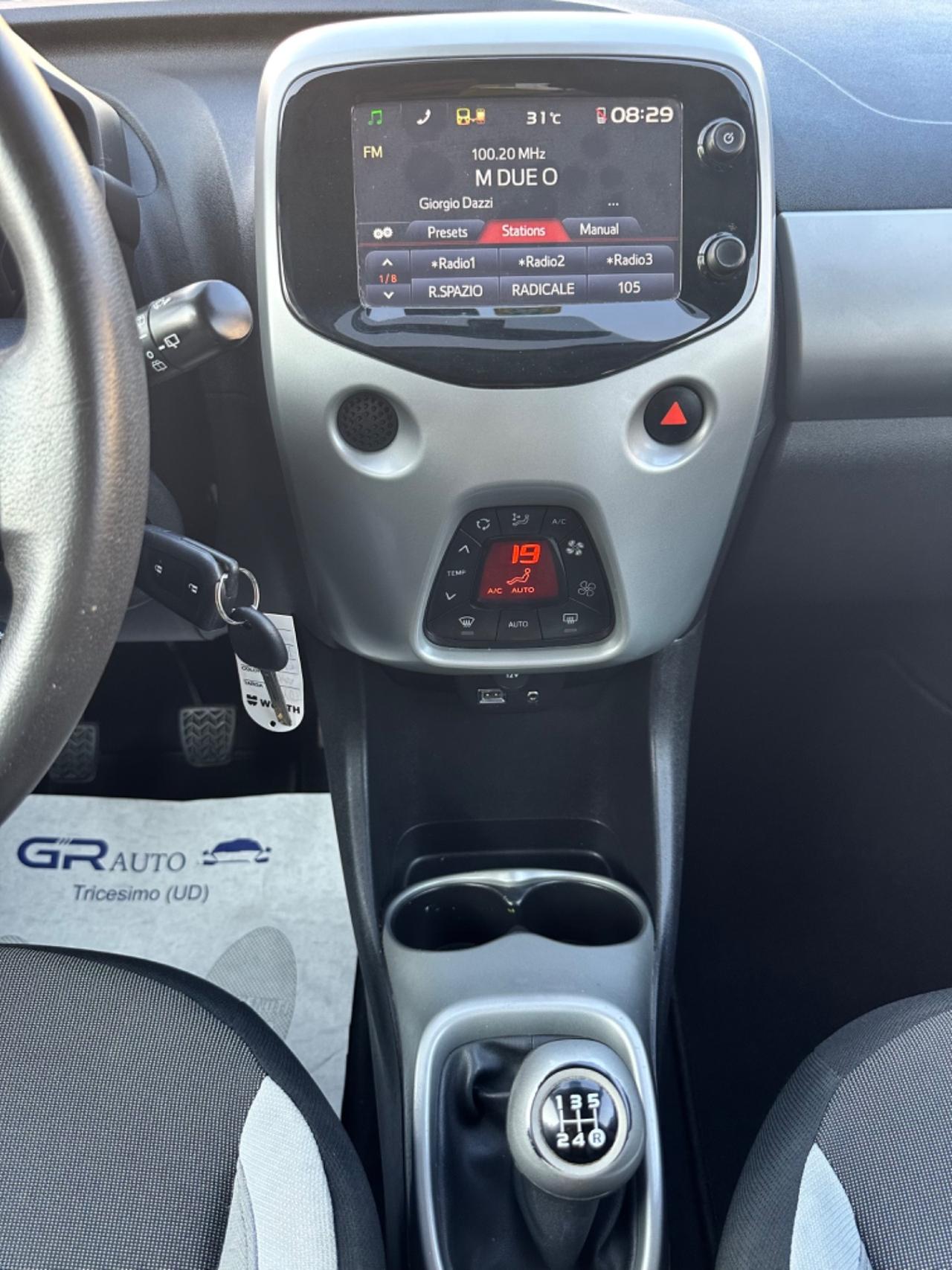 Toyota Aygo 1.0 12V VVT-i 68Cv - Neopatentati