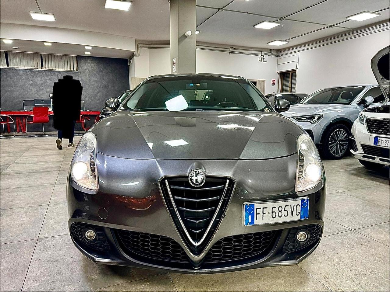 Alfa Giulietta 1.6 JTDm-2 105cv Distinctive