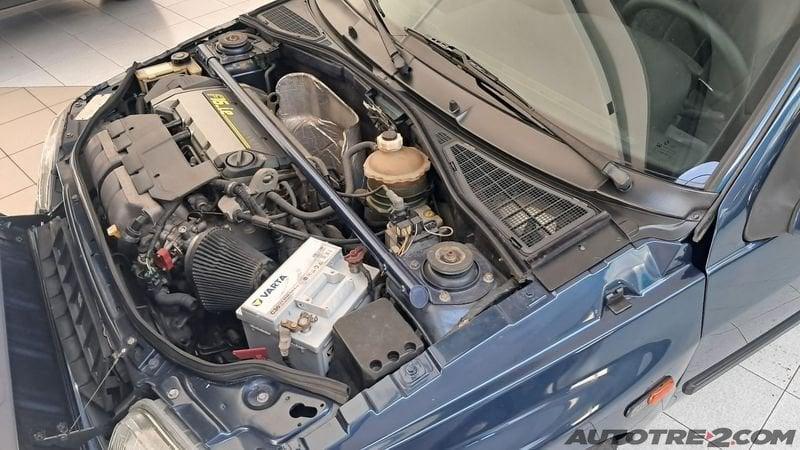 Renault Clio 2.0i 16V cat Williams