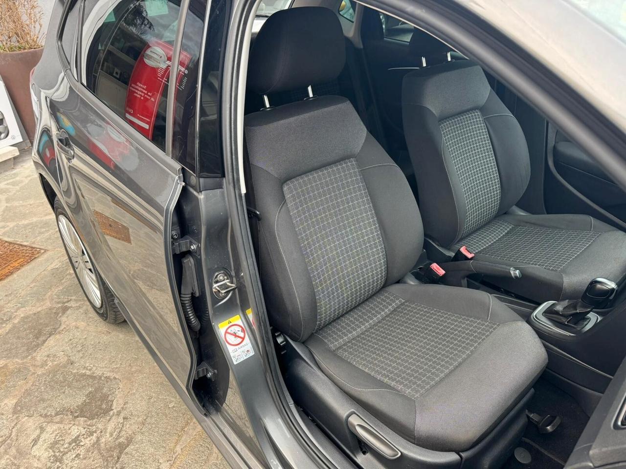 VW POLO 1.4 TDI 90cv DSG 5p. Fresh BlueM Tech NEOPATENTATI