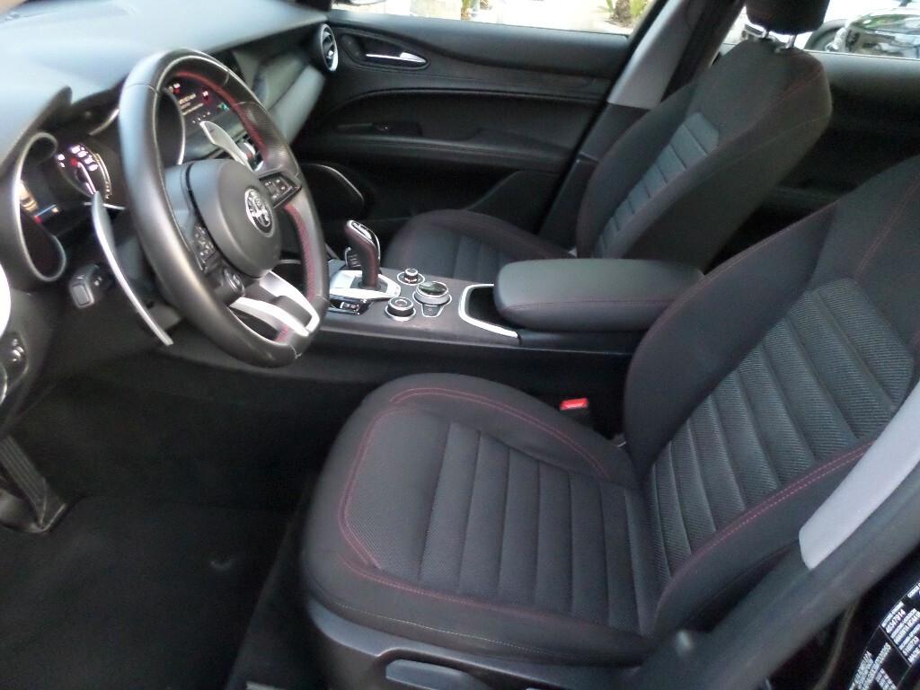 Alfa Romeo Stelvio 2.2 Turbodiesel 160 CV AT8 RWD Rosso Edizione