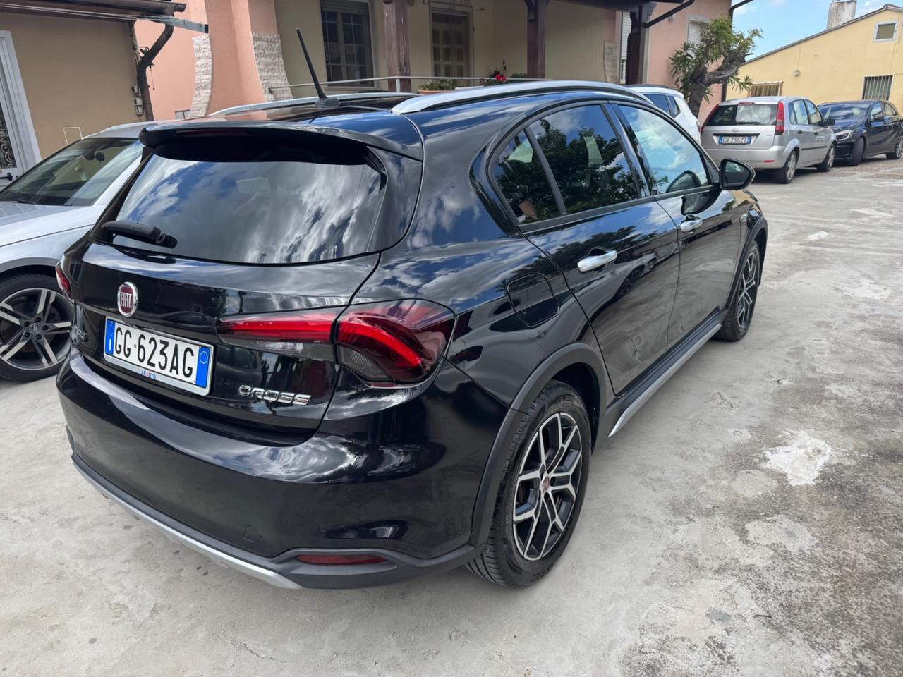 Fiat Tipo 1.6 Mjt S&S 5 porte Cross