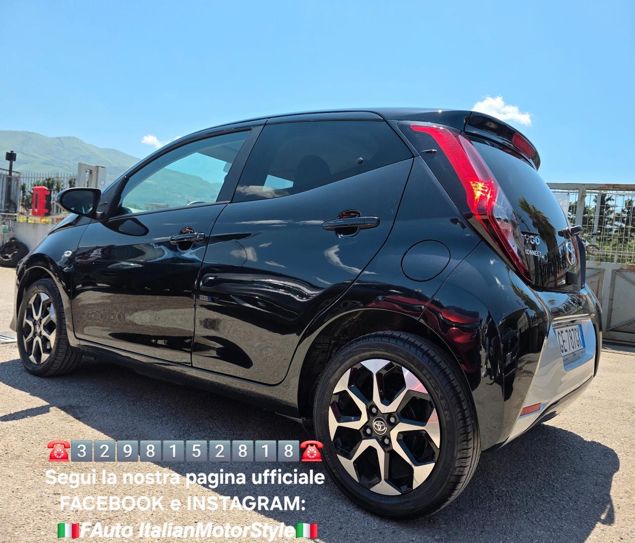 Toyota Aygo Connect 1.0 VVT-i 72 CV 5 porte x-fun MMT