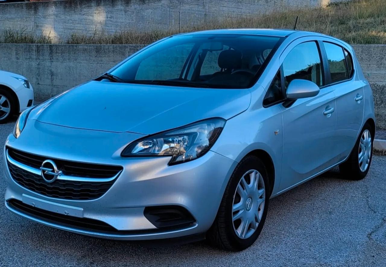 Opel Corsa 1.2 5 porte GPL