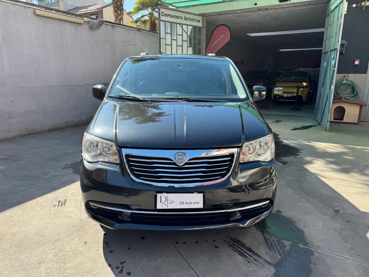 Lancia Voyager 2.8 Turbodiesel Platinum 163 CV