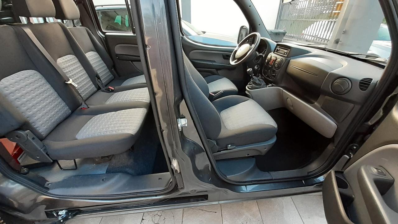 Doblò 1.4 benzina trasporto disabili pedana