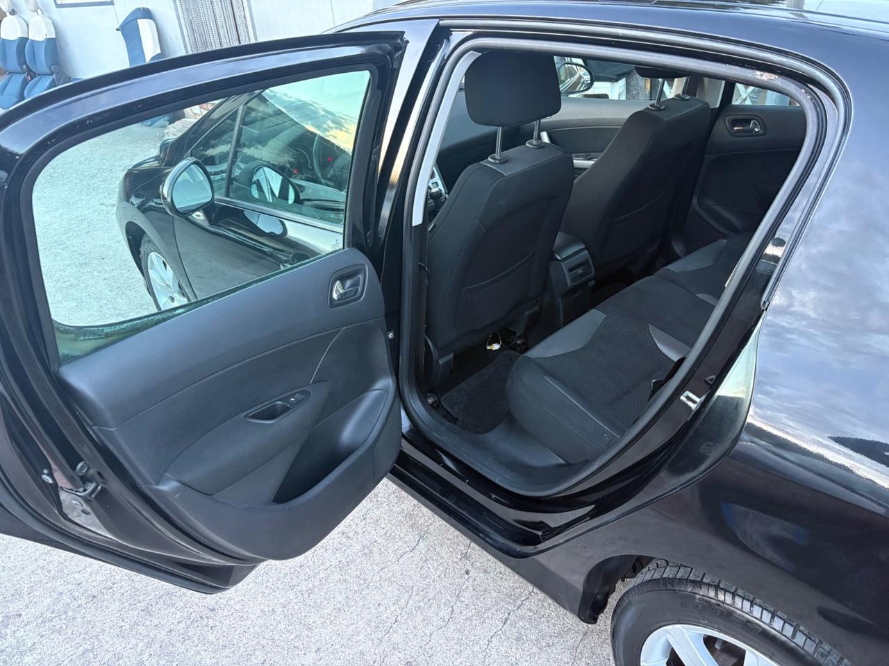 Peugeot 308 1.6 8V e-HDi KM CERTIF