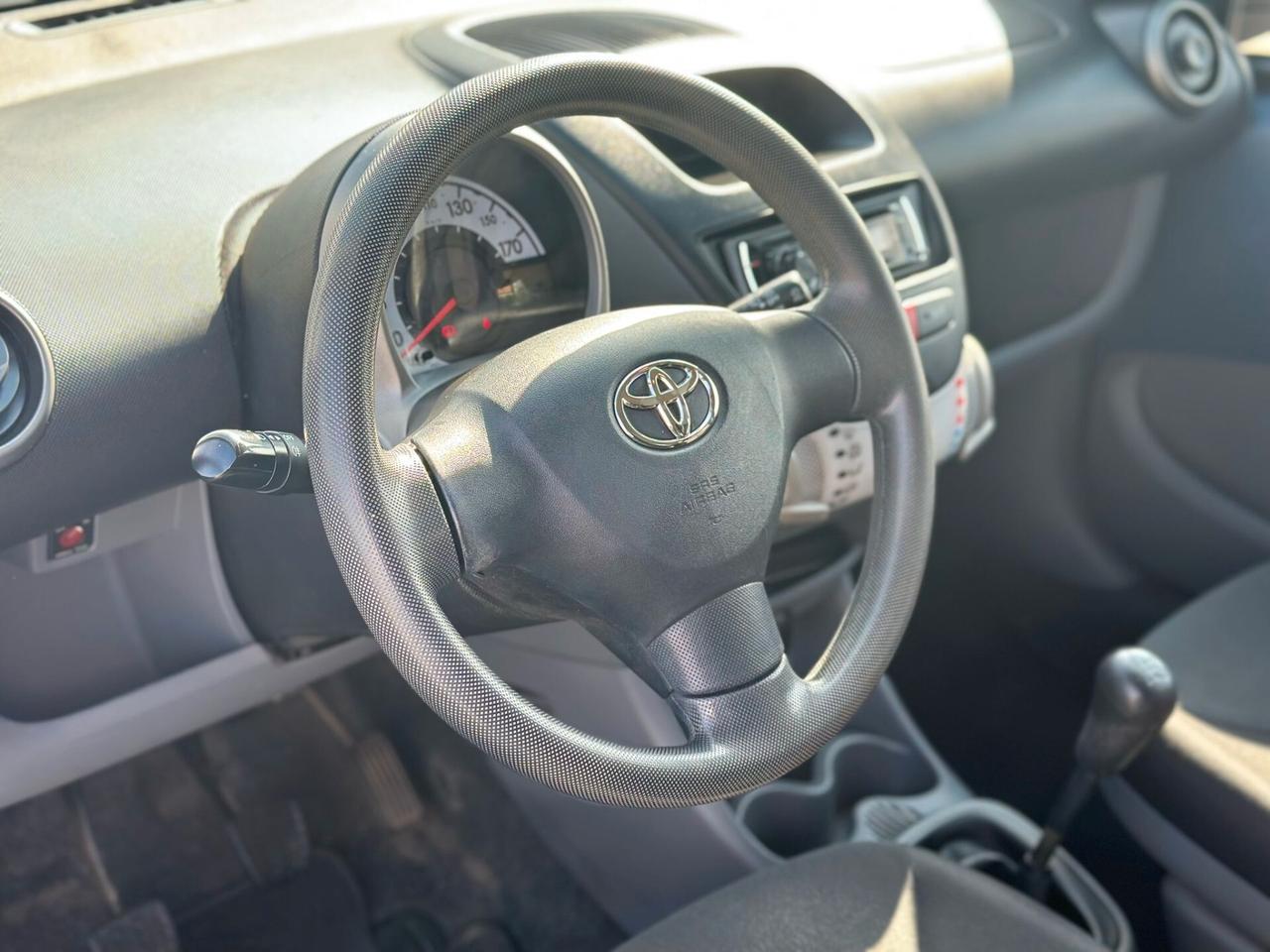 Toyota Aygo 1.0 12V VVT-i 5 porte Sol