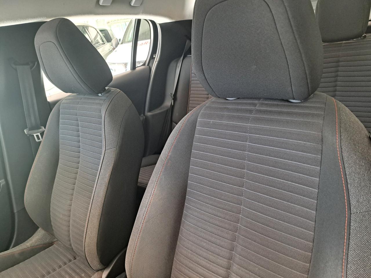 Peugeot 208 PureTech Stop&Start 5 porte Allure