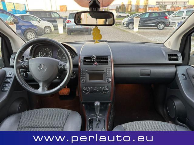 MERCEDES-BENZ A 180 CDI Elegance Cambio Automatico