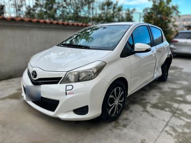 Toyota Yaris 1.0 Benzina 70CV - 2012 Incidentata