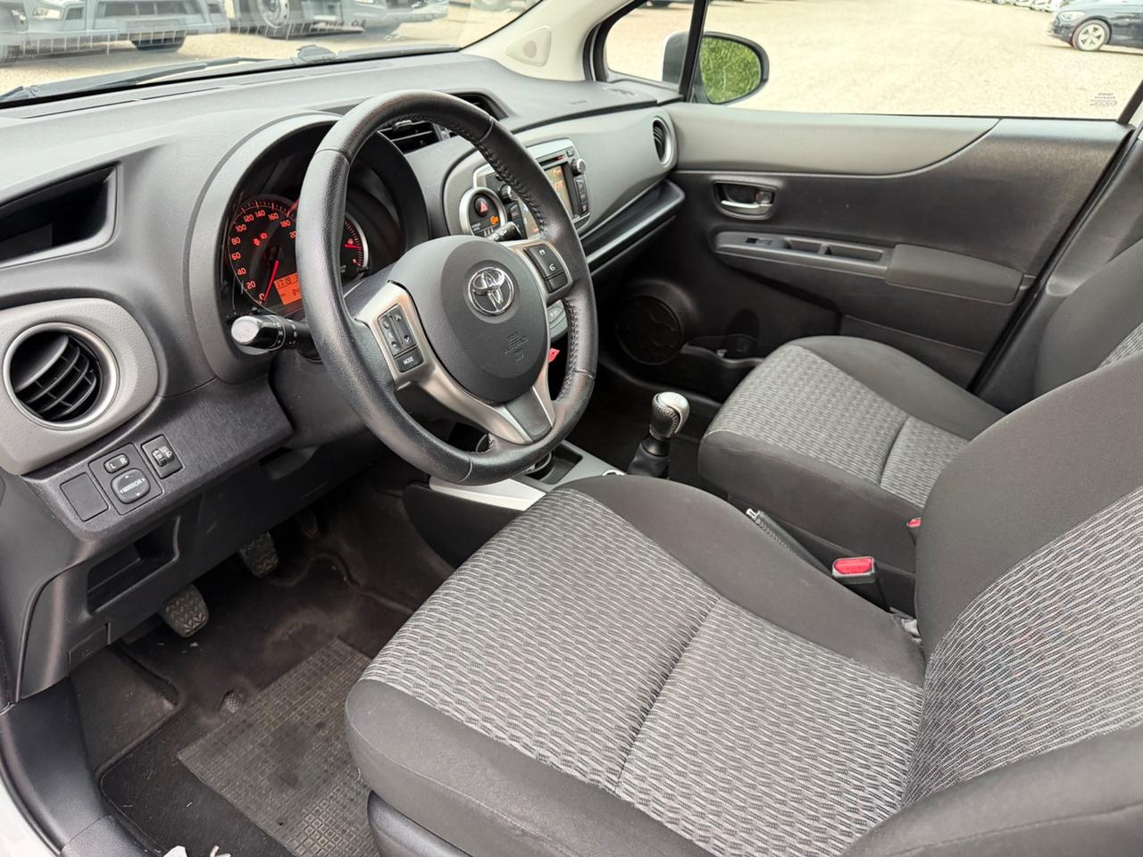 Toyota Yaris 1.0 5 porte Active