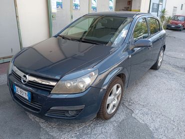 Opel Astra 1.7 CDTI 101CV 5 porte Cosmo