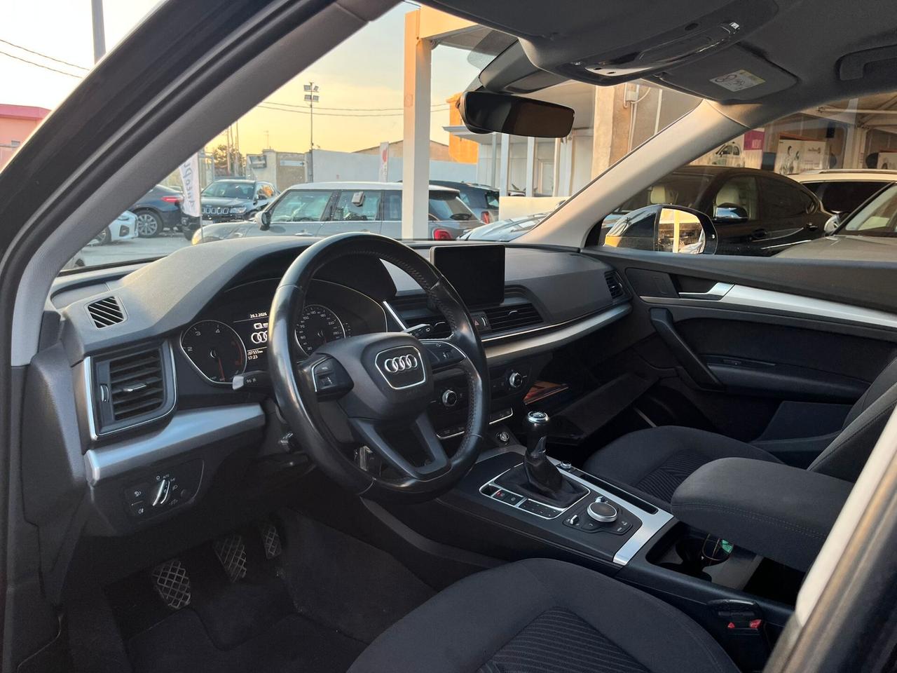 Audi Q5 2.0 TDI 150 CV Business