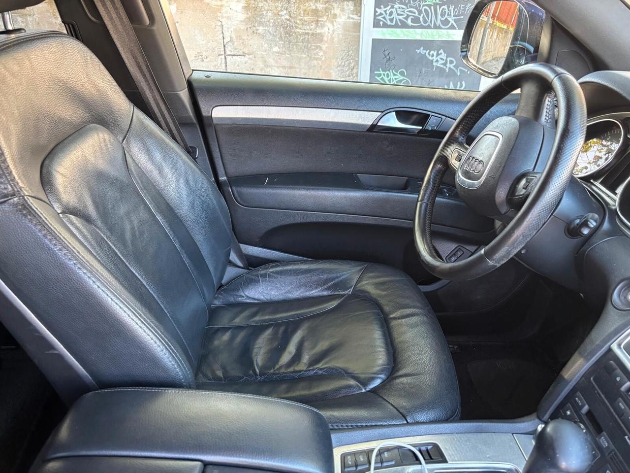 Audi Q7 3.0 V6 TDI 233CV quattro tiptronic
