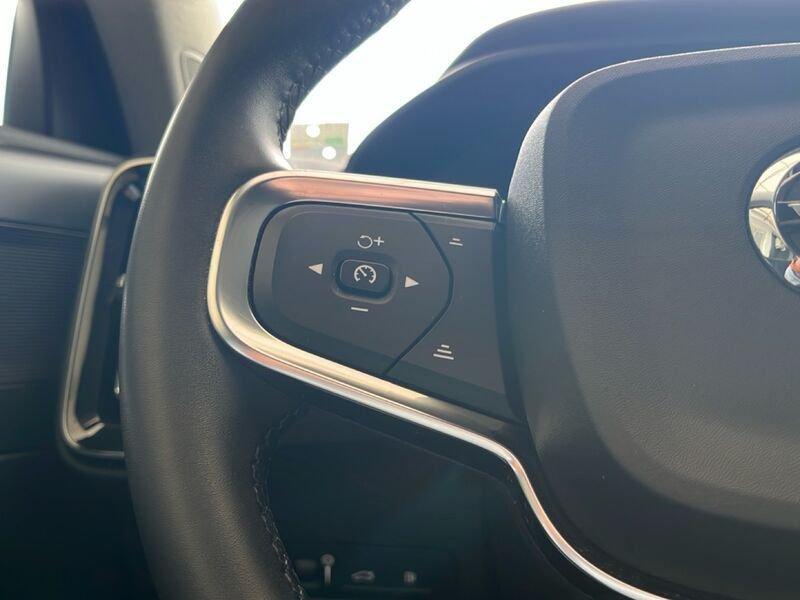 Volvo XC40 Recharge T5 Plug-in Hybrid Recharge Inscription