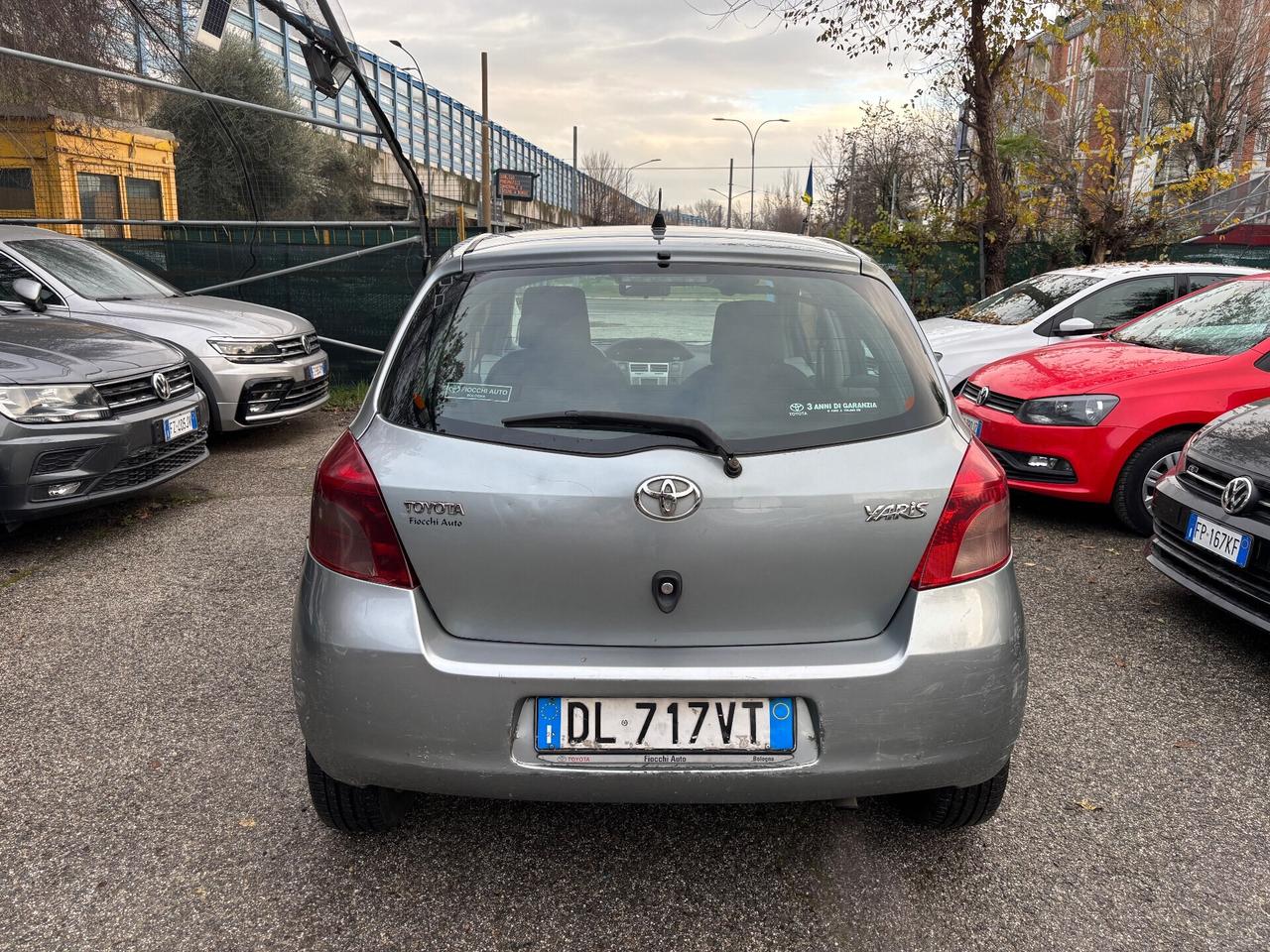 Toyota Yaris 1.3 5 porte sol OK NEOPATENTATI