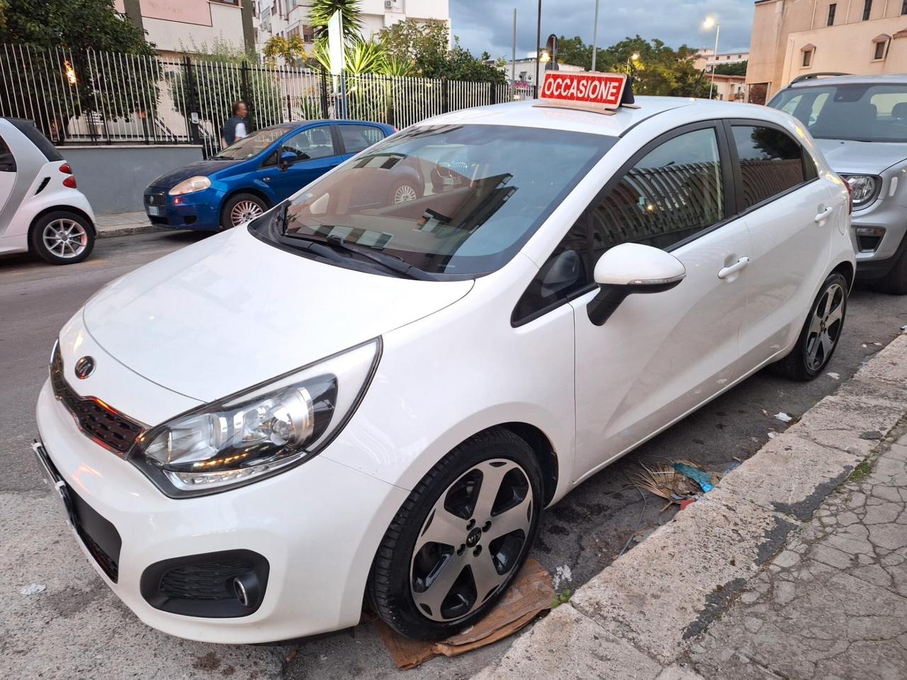 Kia Rio 1.4 CRDi 5p. Cool