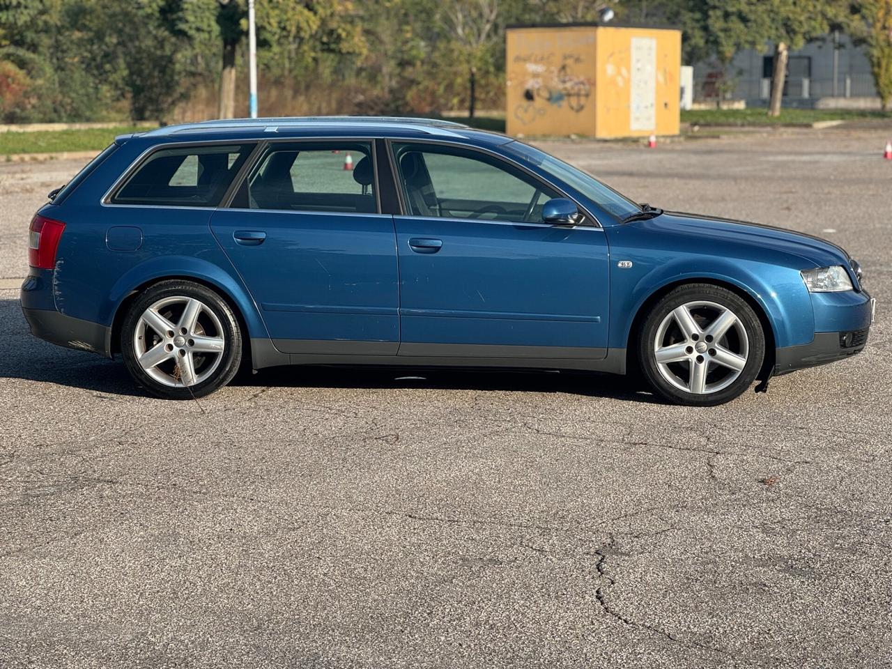 Audi A4 2.0 16V FSI cat Avant