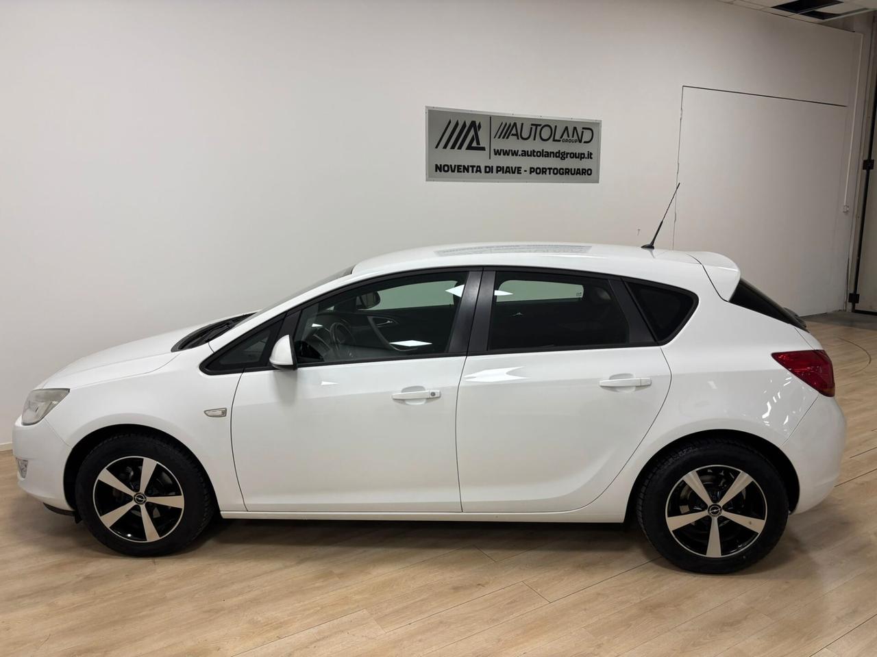 Opel Astra 1.4 Turbo 140CV 5 porte GPL